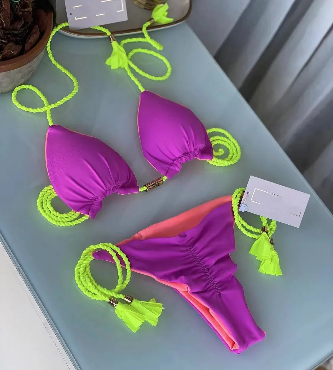 Bikini Triângulo com Cordões