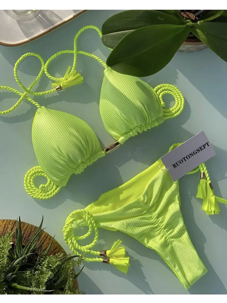 Bikini Triângulo com Cordões