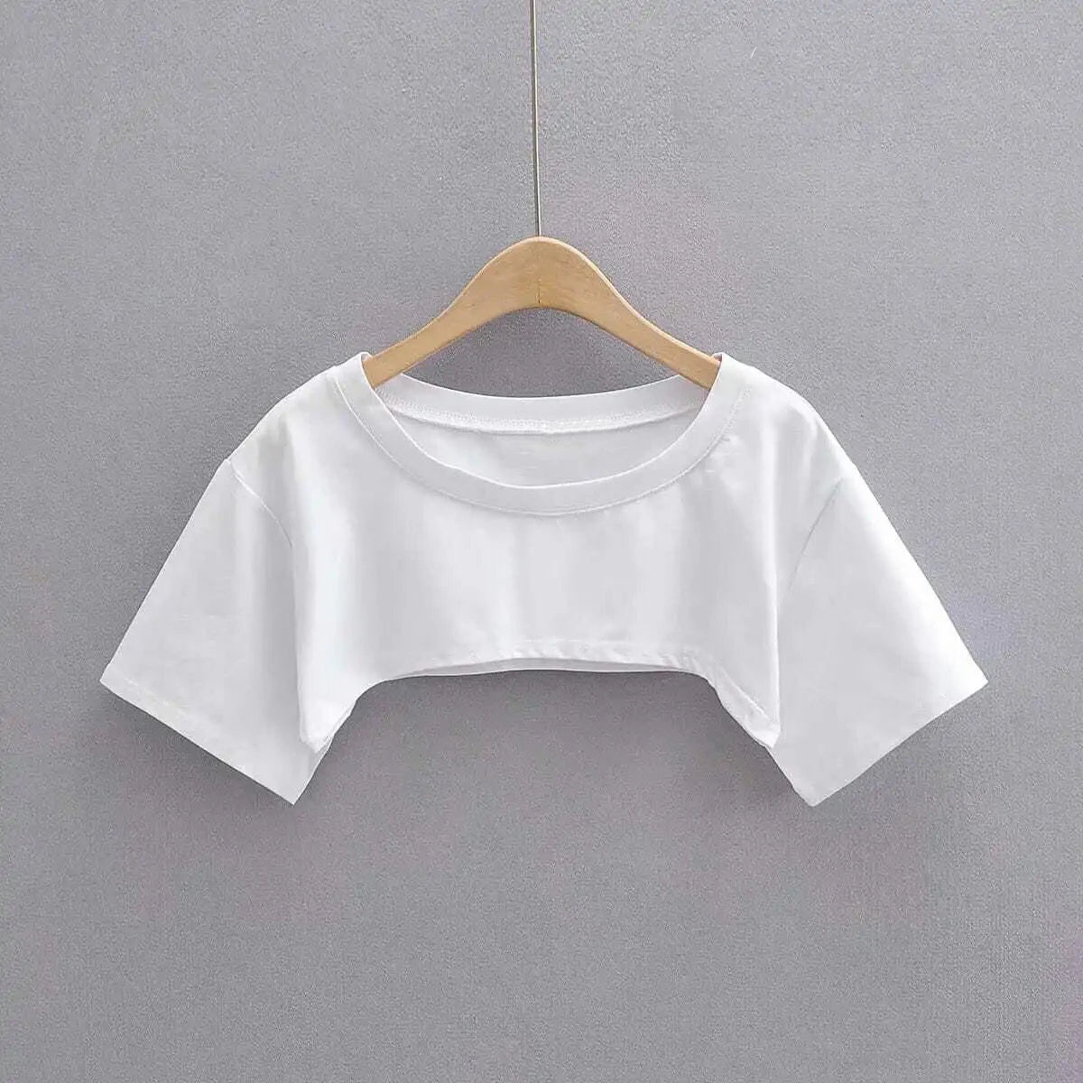 Crop Top Minimalista em Algodão