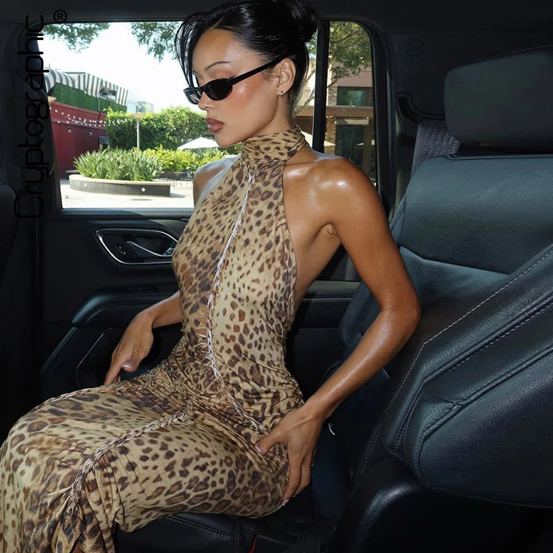 Vestido Halter Padrão Leopardo