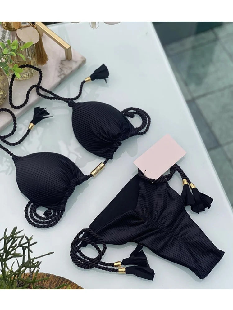 Bikini Triângulo com Cordões